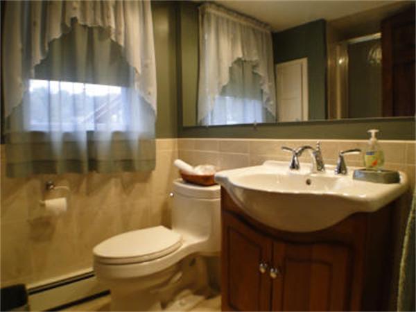 21 Pearl Road Saugus, MA 01906 - Photo 14 of 18 Gallery Image 14