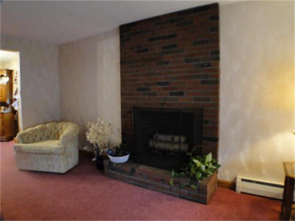 21 Pearl Road Saugus, MA 01906 - Photo 6 of 18 Gallery Image 6