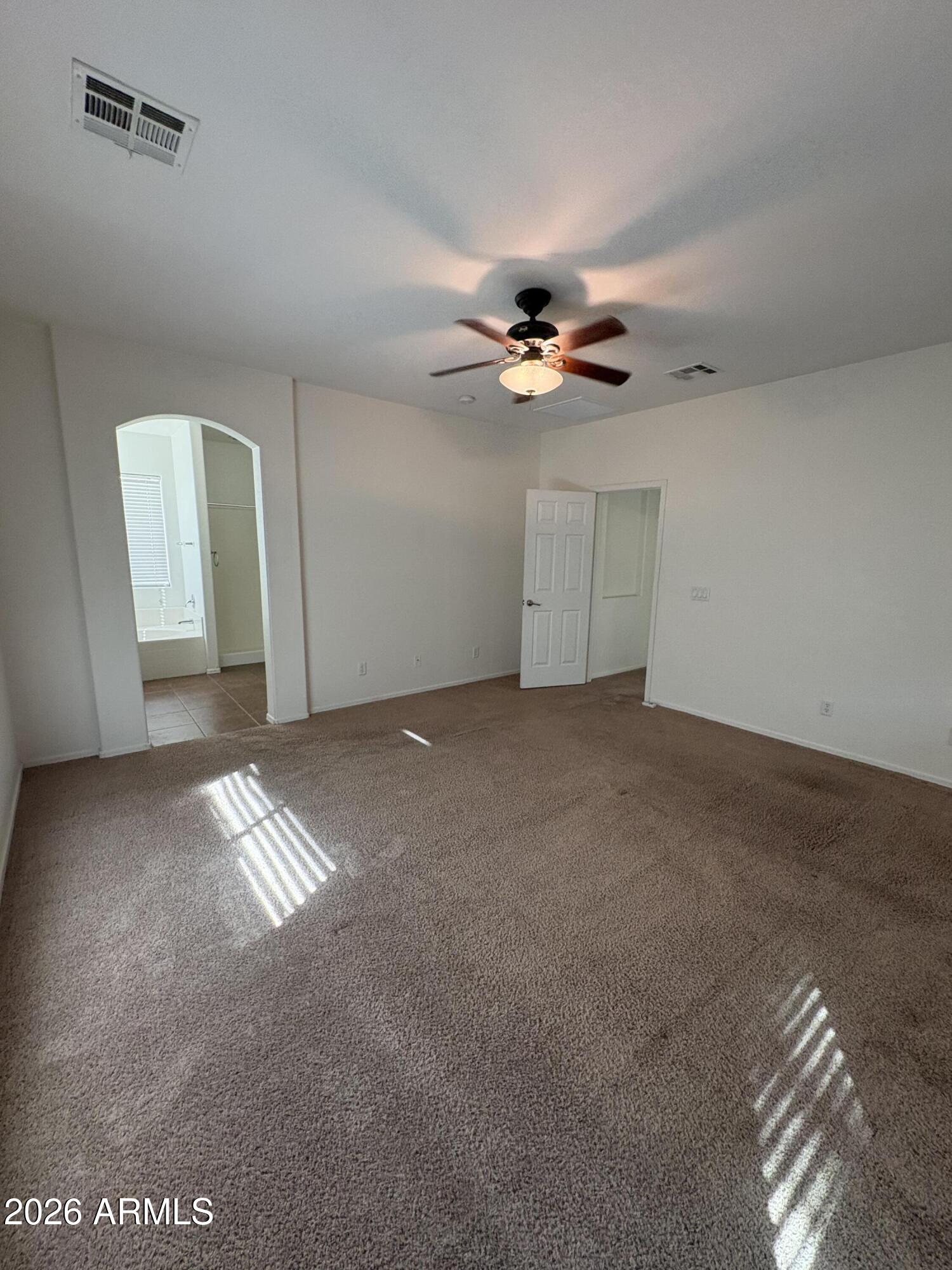 3886 South Marigold Way Gilbert, AZ 85297 - Photo 6 of 13 IMG_4085
