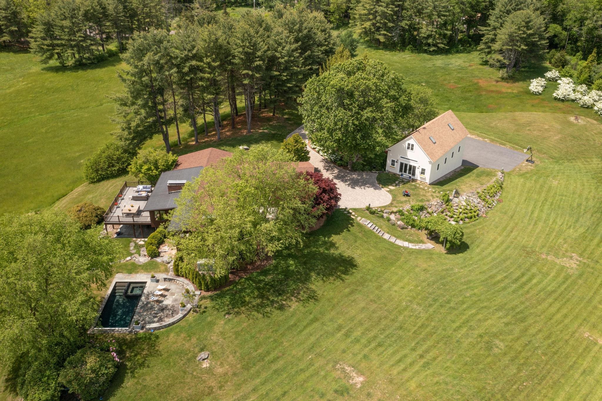 37 Newfields Road Exeter, NH 03833 - Photo 1 of 40