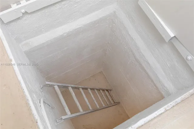 $2,399,000 | 360 Menores Avenue, Coral Gables, FL 33134