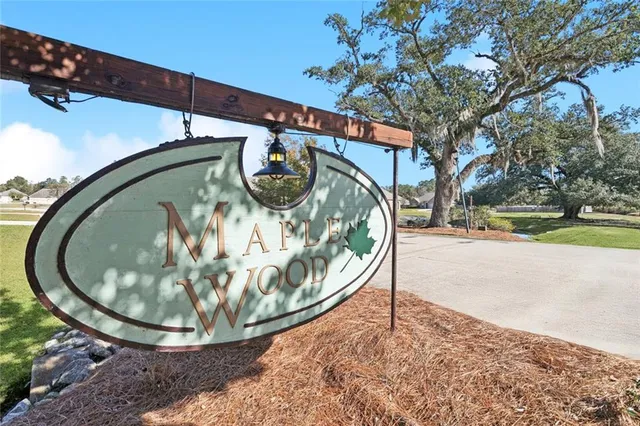 $269,900 | 40032 Cottonwood Boulevard, Ponchatoula, LA 70454