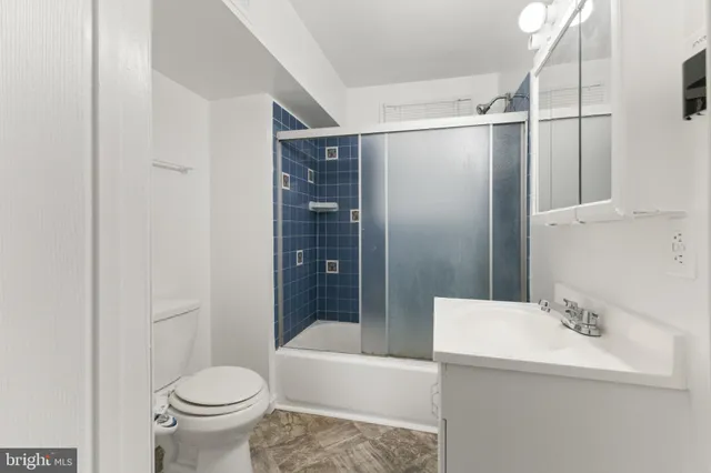 $3,250 | 211 Broad Street, Beverly, NJ 08010