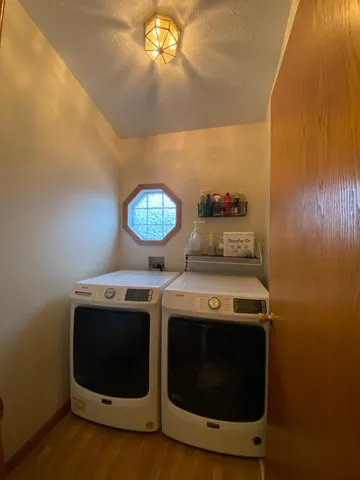 $395,000 | 111 West Ridgeview Drive, Starbuck, MN 56381