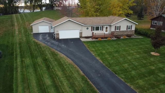 $395,000 | 111 West Ridgeview Drive, Starbuck, MN 56381