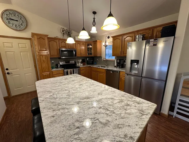 $385,000 | 111 West Ridgeview Drive, Starbuck, MN 56381