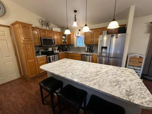 $385,000 | 111 West Ridgeview Drive, Starbuck, MN 56381