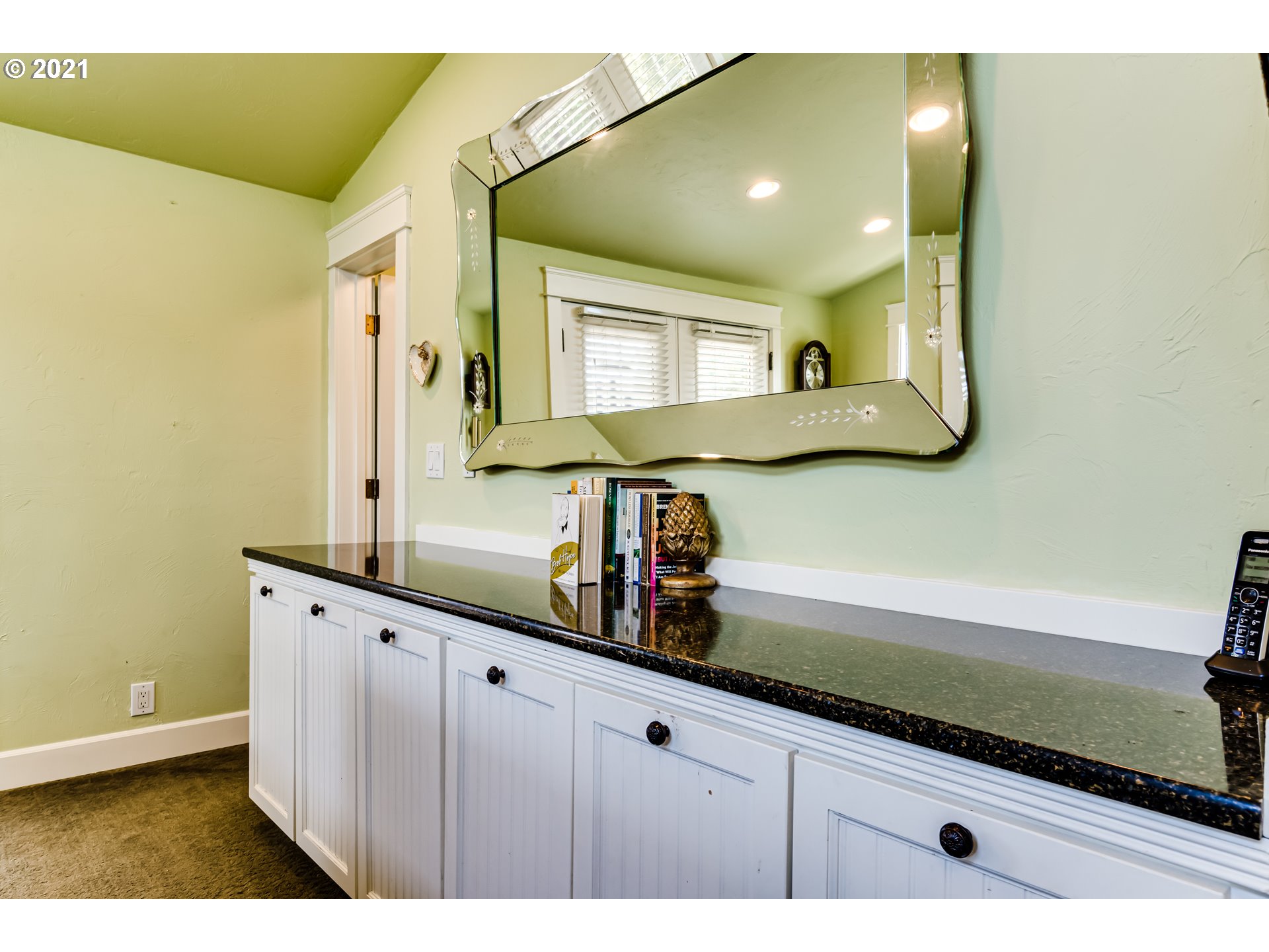2325 Grovedale Drive Springfield, OR 97477 - Photo 16 of 31 Gallery Image 16