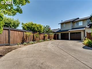 2325 Grovedale Drive Springfield, OR 97477 - Photo 4 of 31 Gallery Image 4