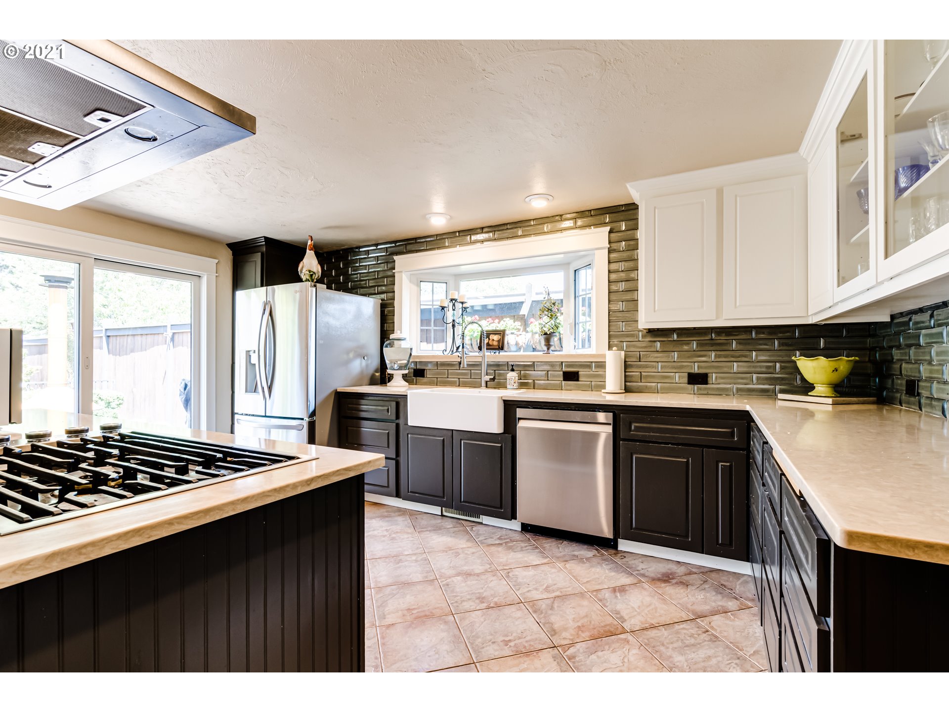 2325 Grovedale Drive Springfield, OR 97477 - Photo 10 of 31 Gallery Image 10
