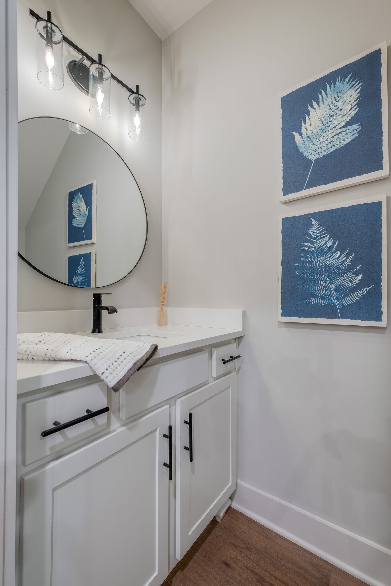7110 Taylor Road Fairview, TN 37062 - Photo 14 of 31 a bathroom with a sink and a mirror