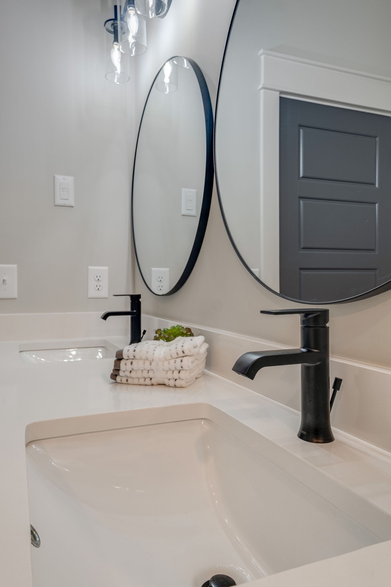 7110 Taylor Road Fairview, TN 37062 - Photo 20 of 31 a bathroom with a sink and a mirror