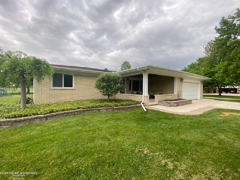 73550 McKay Road Romeo, MI 48065 - Photo 49 of 63 50012727-48.JPG