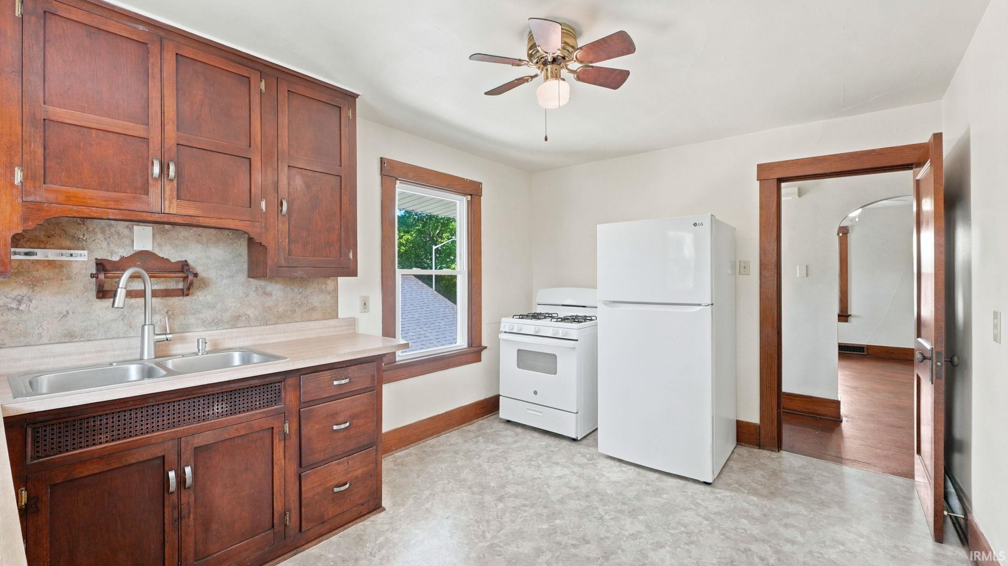 1718 Spring Street Fort Wayne, IN 46808 - Photo 21 of 31