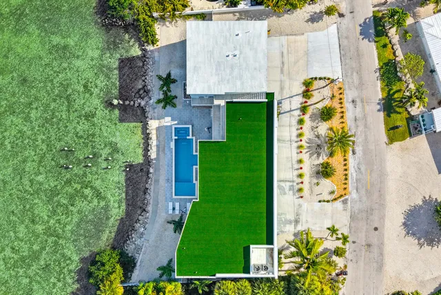 $11,000,000 | 1041 Buttonwood Drive East, Sugarloaf, FL 33042