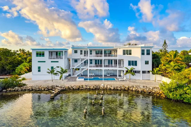 $11,000,000 | 1041 Buttonwood Drive East, Sugarloaf, FL 33042