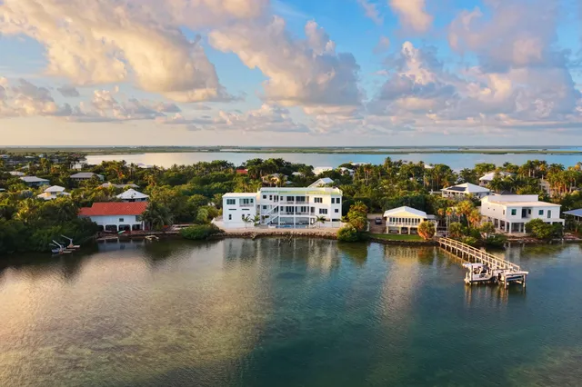 $11,000,000 | 1041 Buttonwood Drive East, Sugarloaf, FL 33042