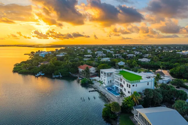 $11,000,000 | 1041 Buttonwood Drive East, Sugarloaf, FL 33042