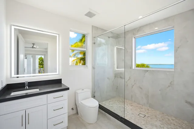 $11,000,000 | 1041 Buttonwood Drive East, Sugarloaf, FL 33042