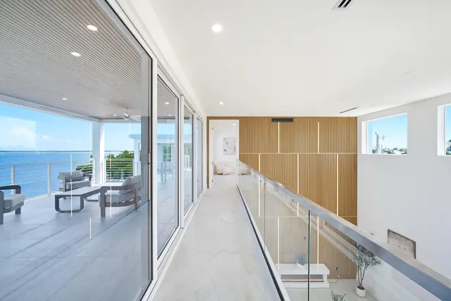 $11,000,000 | 1041 Buttonwood Drive East, Sugarloaf, FL 33042