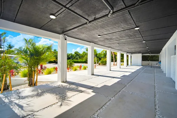 $10,700,000 | 1041 Buttonwood Drive East, Sugarloaf, FL 33042