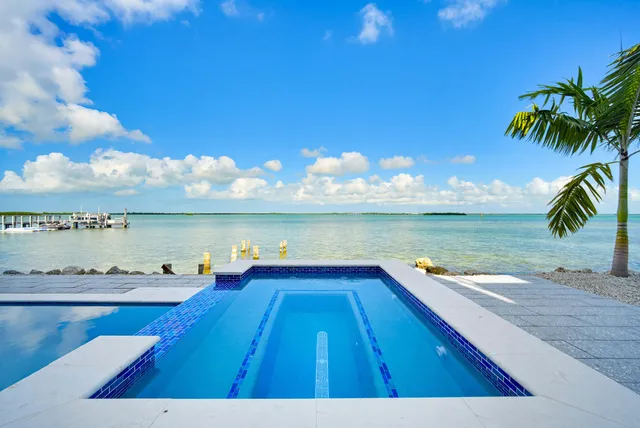 $11,000,000 | 1041 Buttonwood Drive East, Sugarloaf, FL 33042