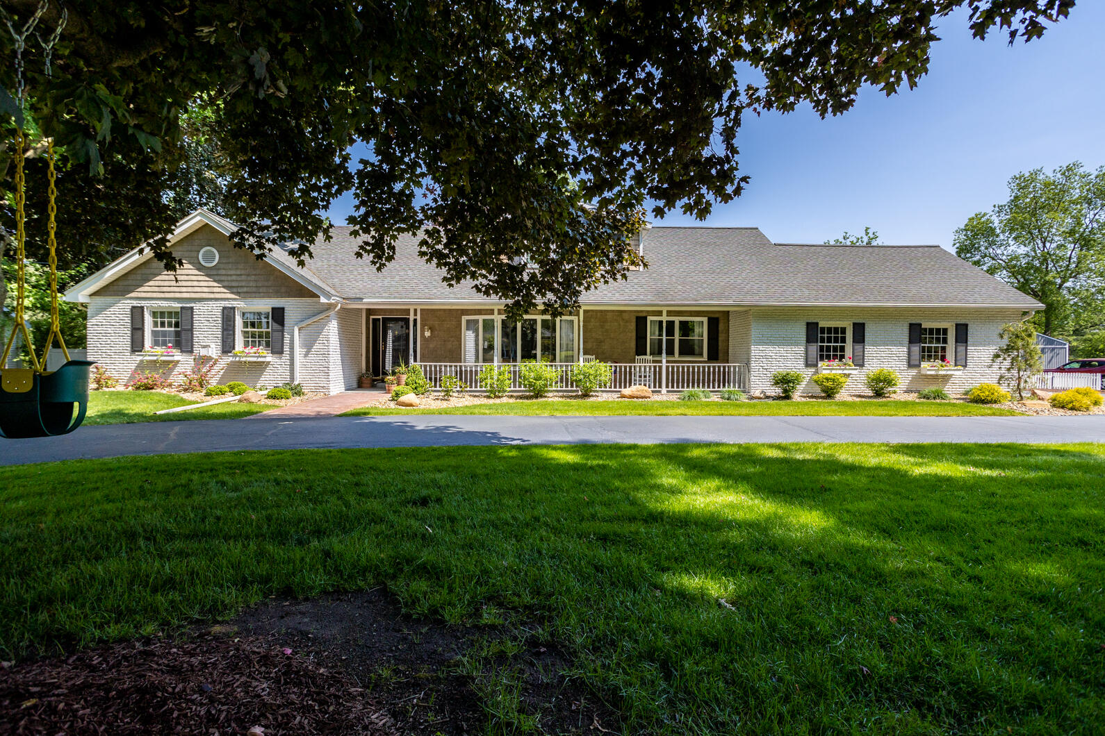 1722 Probert Road Jackson, MI 49203 - Photo 2 of 54 0N0A6036