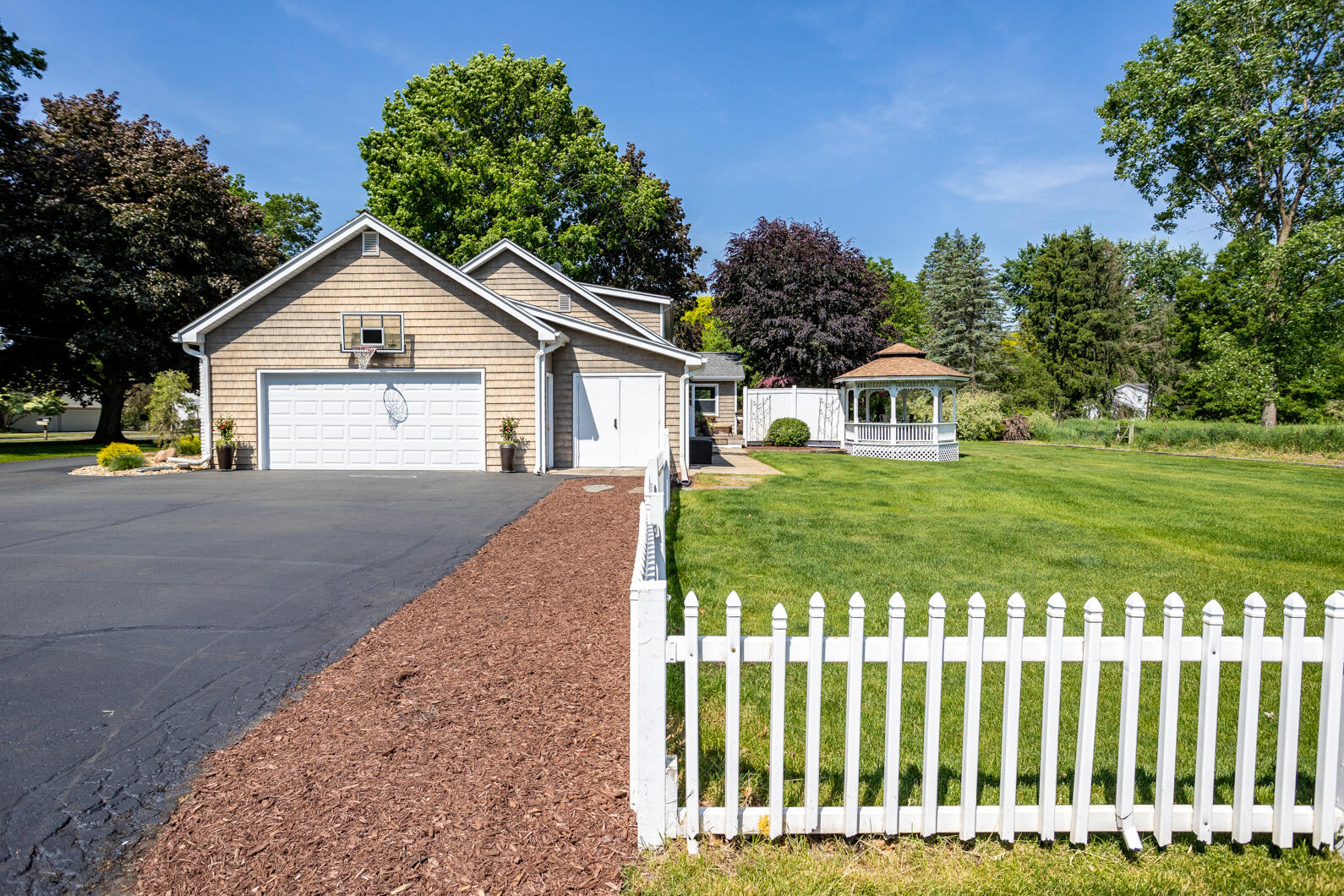 1722 Probert Road Jackson, MI 49203 - Photo 35 of 54 0N0A6031