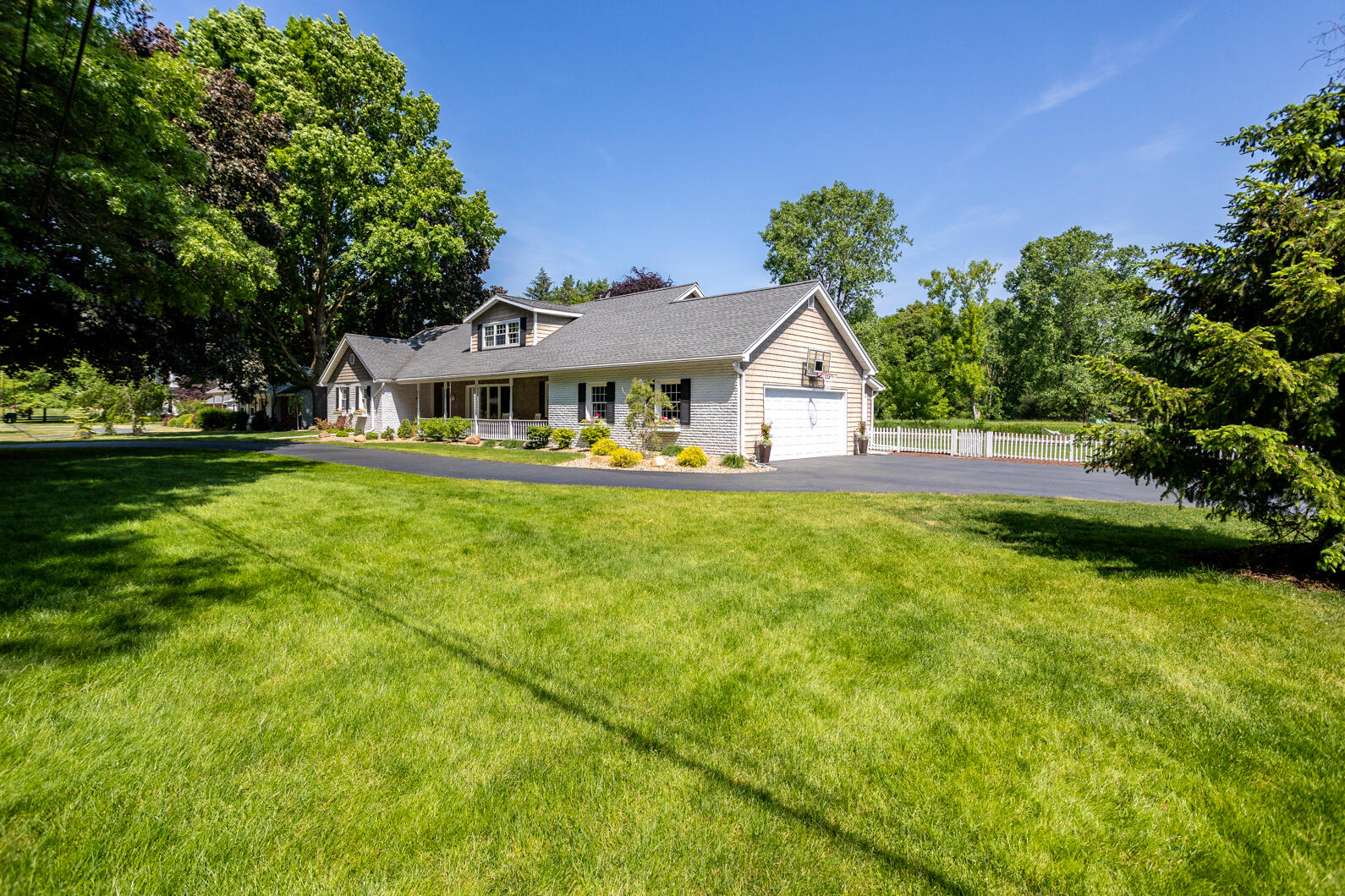 1722 Probert Road Jackson, MI 49203 - Photo 38 of 54 0N0A6035