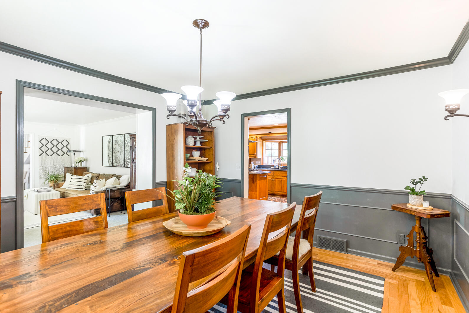 1722 Probert Road Jackson, MI 49203 - Photo 8 of 54 0N0A5804-HDR