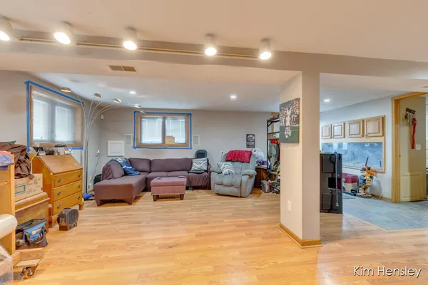 $489,900 | 14280 Edgerton Avenue Northeast, Cedar Springs, MI 49319