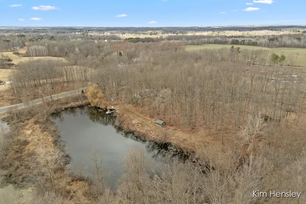 $489,900 | 14280 Edgerton Avenue Northeast, Cedar Springs, MI 49319