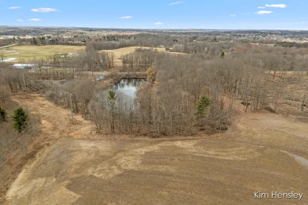 $489,900 | 14280 Edgerton Avenue Northeast, Cedar Springs, MI 49319