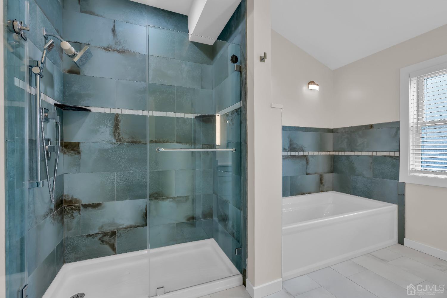 629 Front Street Union Beach, NJ 07735 - Photo 23 of 63