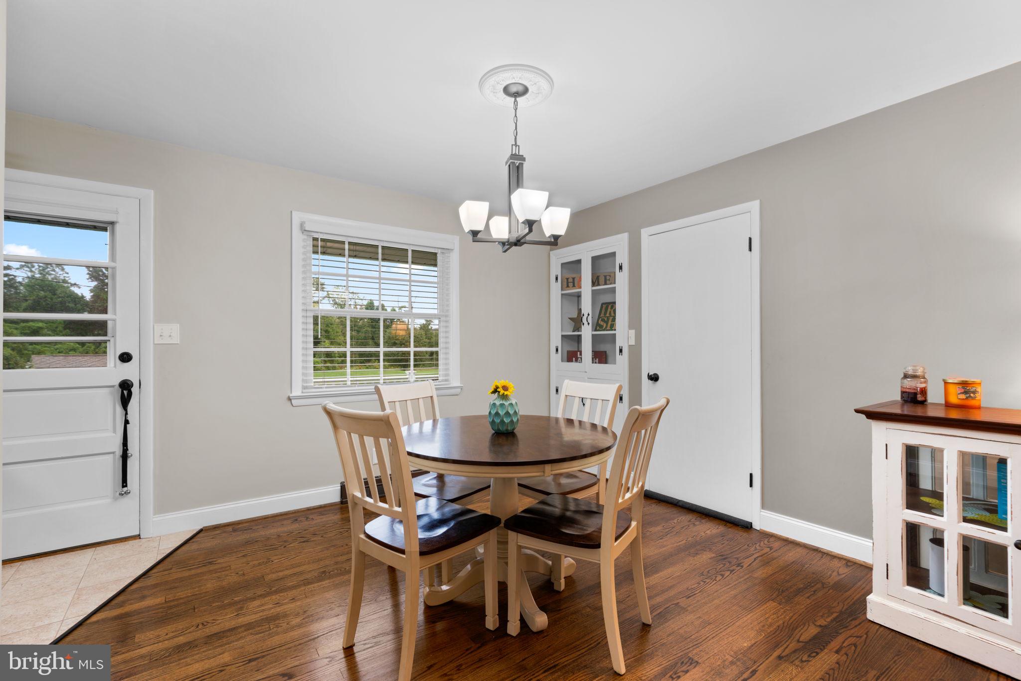 809 Old Joppa Road Joppa, MD 21085 - Photo 8 of 30 Dining