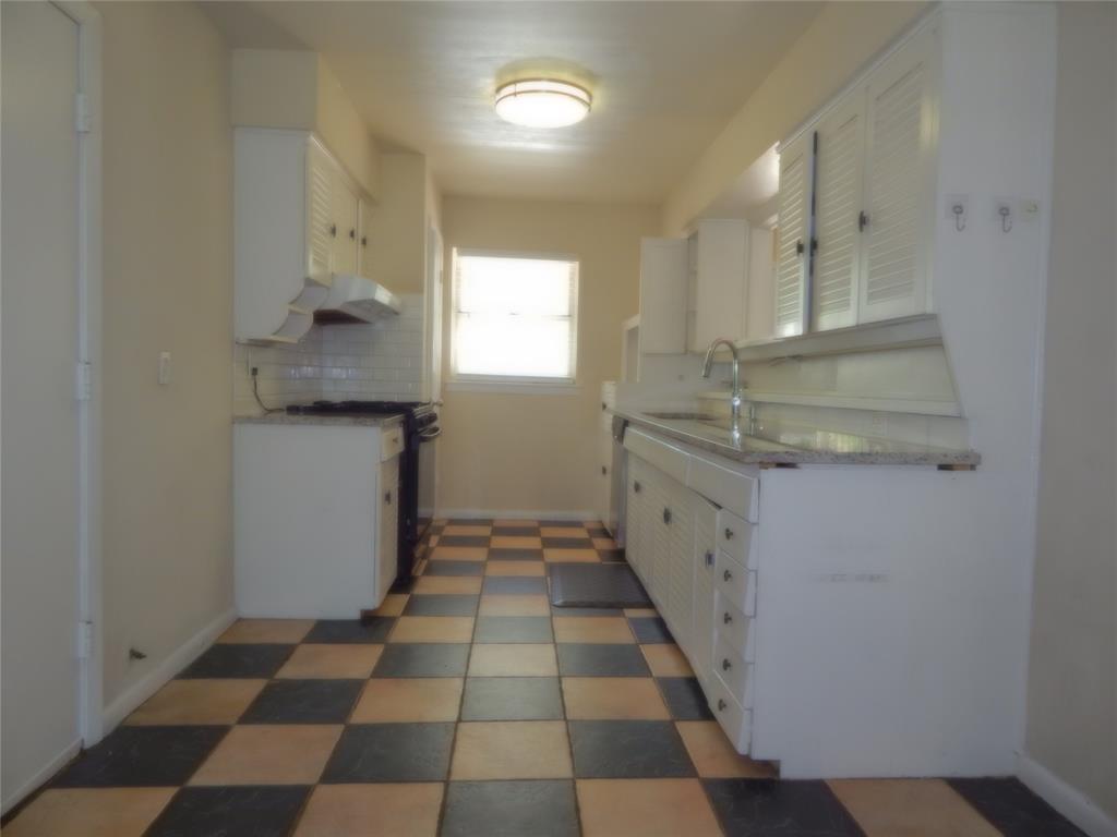 3577 Merrell Road Dallas, TX 75229 - Photo 10 of 29