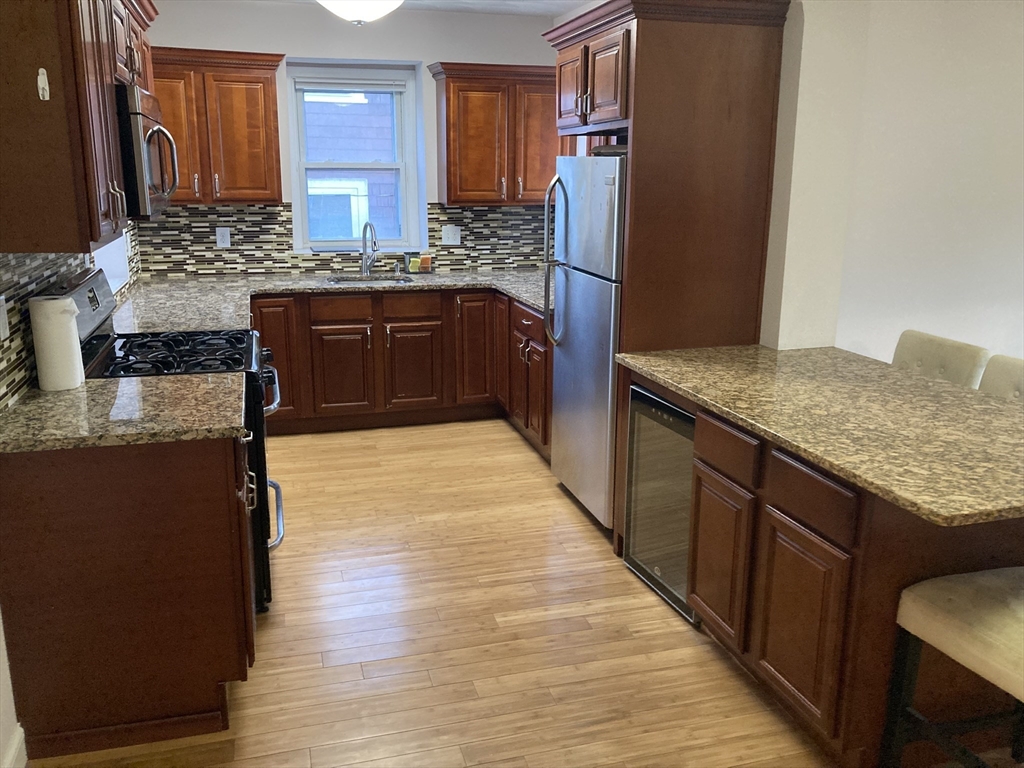 4 Charles Street, Unit 2 Winthrop, MA 02152 - Photo 3 of 13