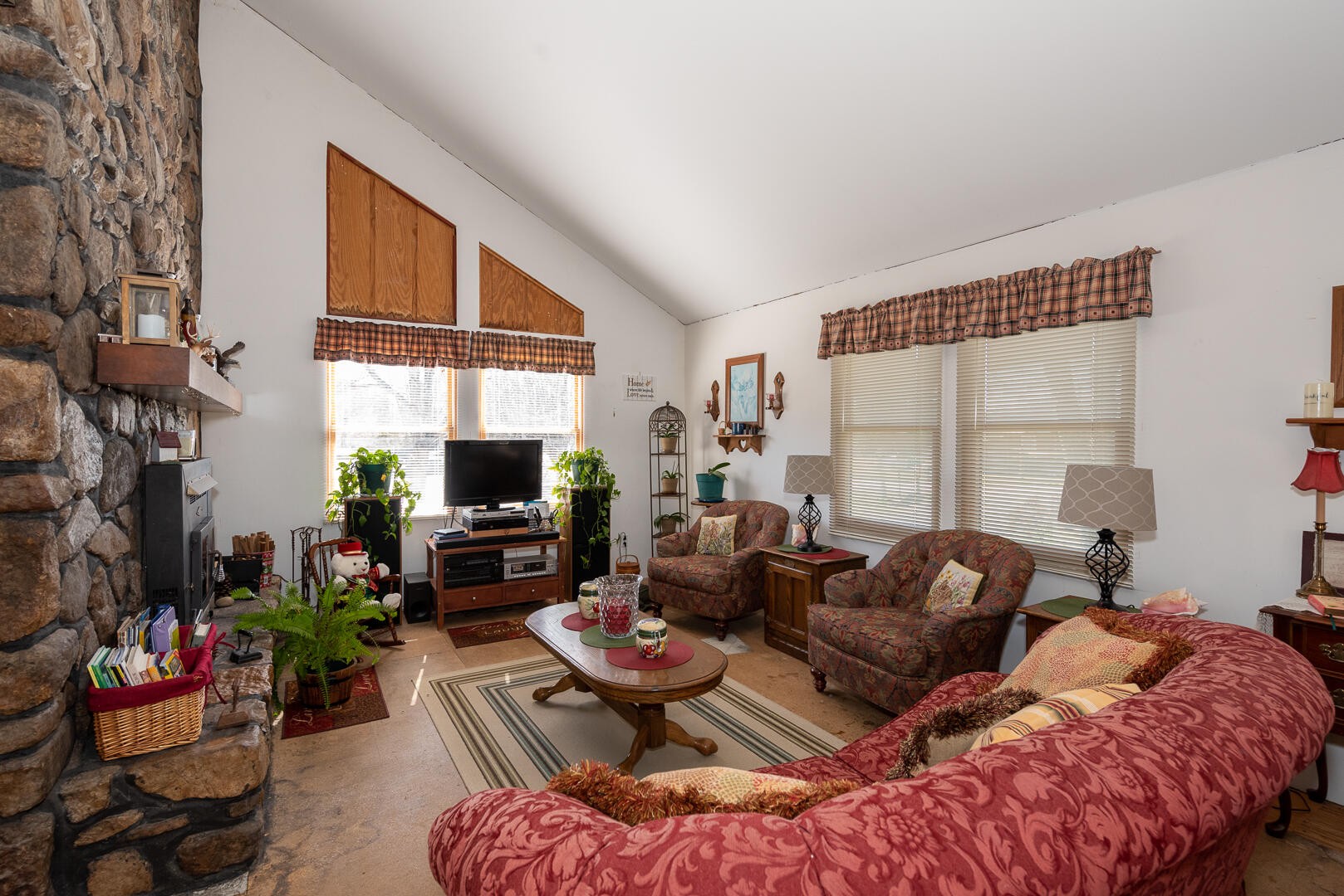 2933 New Blockhouse Road Maryville, TN 37803 - Photo 6 of 28 Gallery Image 6