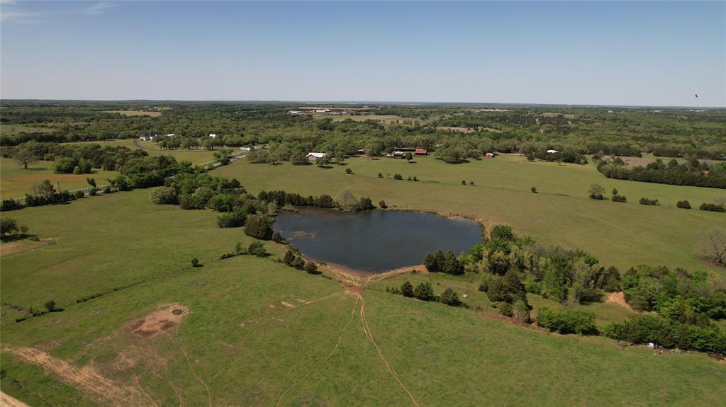 850 Gordonville Road Gordonville, TX 76245 - Photo 11 of 33 an aerial view of a houses with a lake