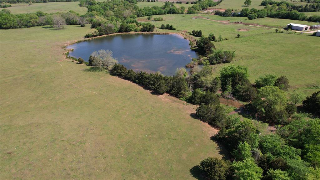 850 Gordonville Road Gordonville, TX 76245 - Photo 7 of 33 an aerial view of a houses with a yard