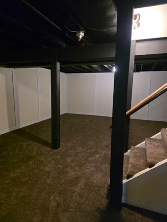 $2,300 | 809 Nassau Parkway, Rockford, IL 61107