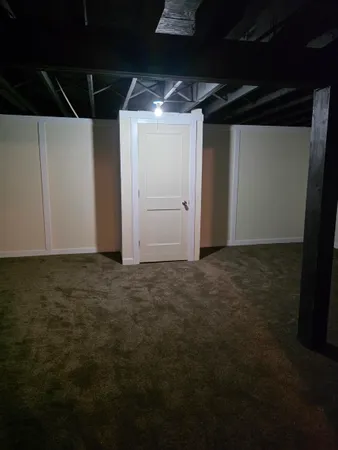 $2,300 | 809 Nassau Parkway, Rockford, IL 61107