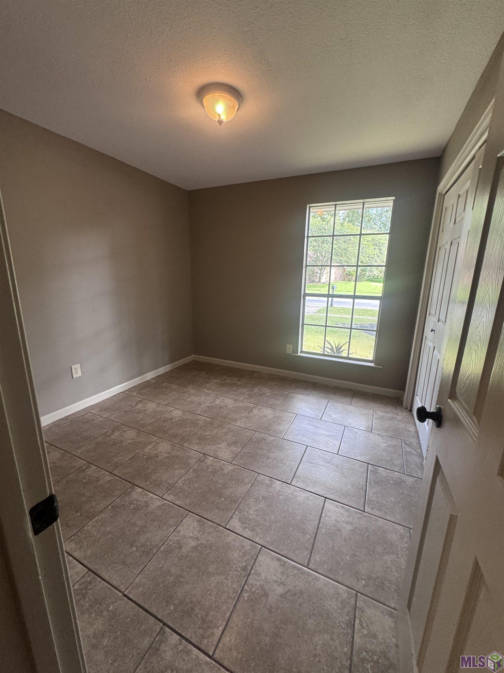 13338 East Shamrock Avenue Baton Rouge, LA 70814 - Photo 12 of 16
