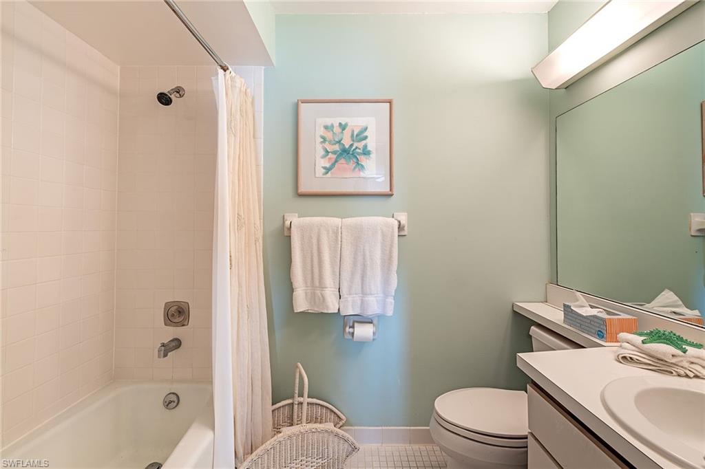 423 Meadowlark Lane, Unit 423B Naples, FL 34105 - Photo 11 of 13