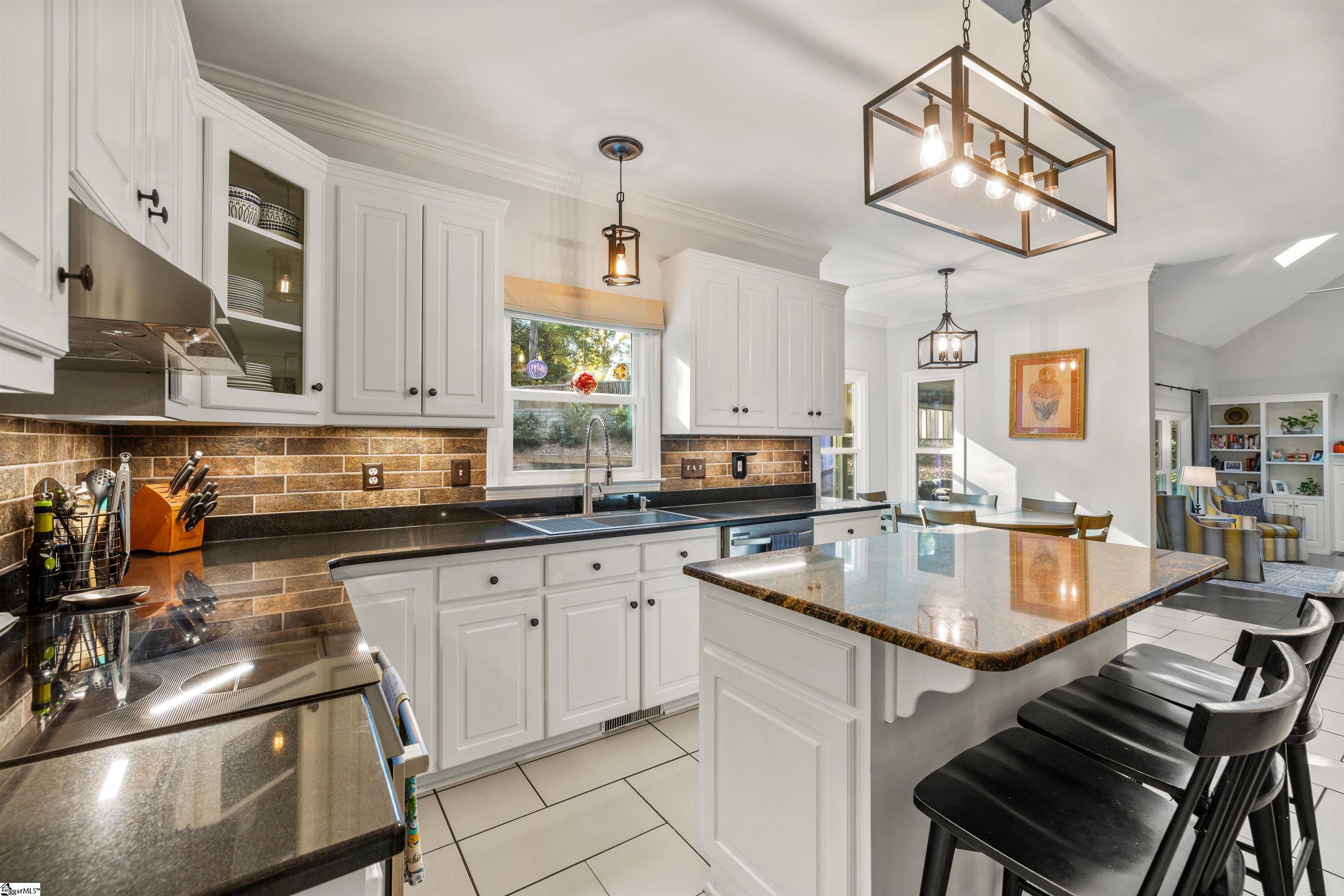 7 Crosswinds Way Greer, SC 29650 - Photo 11 of 50