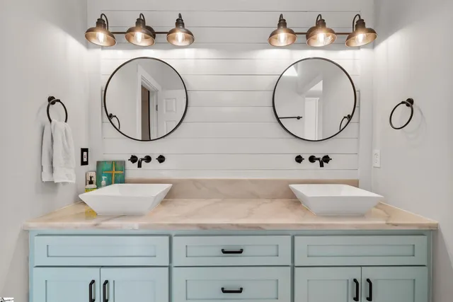 $560,000 | 7 Crosswinds Way, Greer, SC 29650