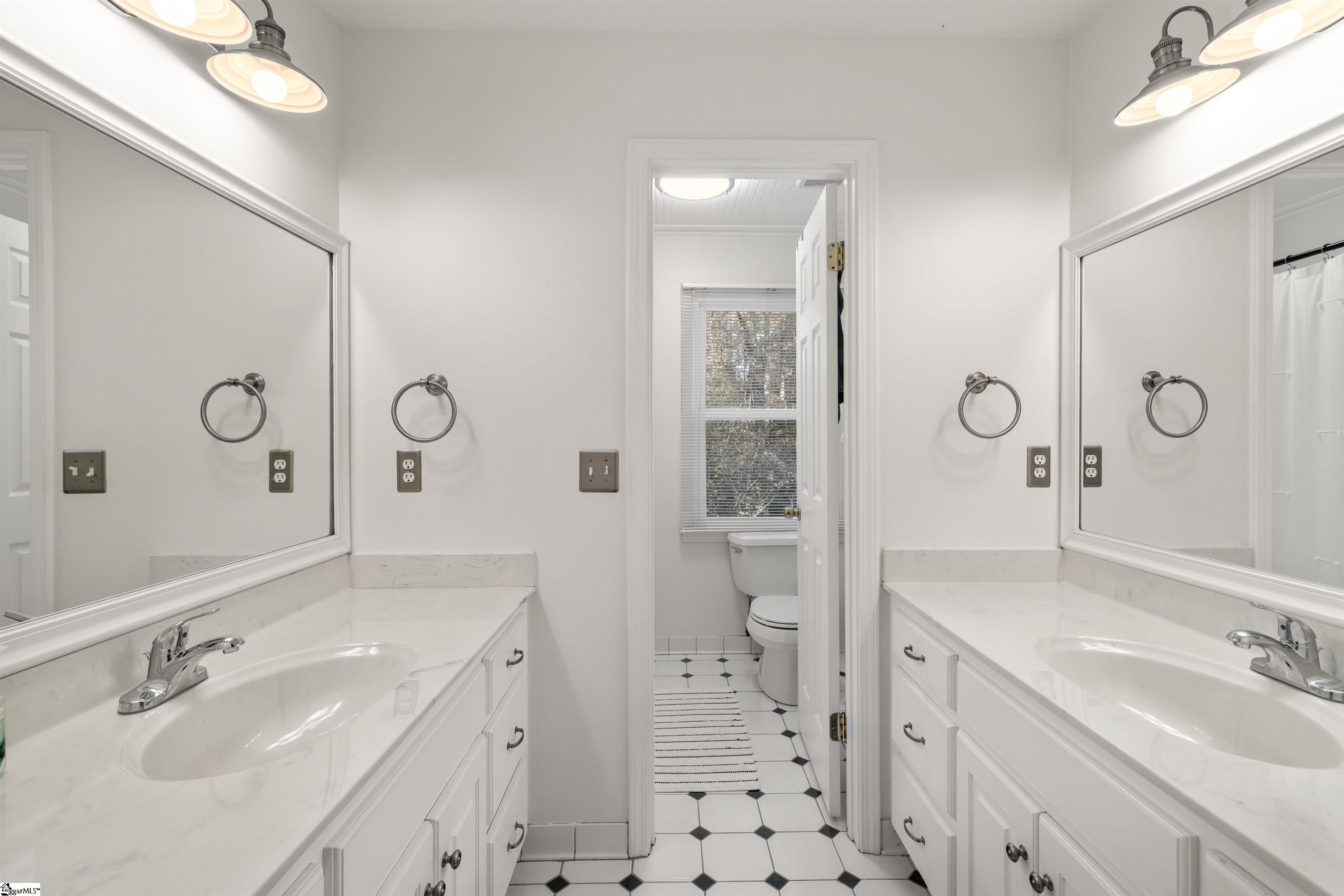 7 Crosswinds Way Greer, SC 29650 - Photo 40 of 50