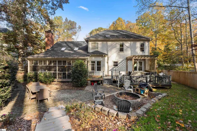 $560,000 | 7 Crosswinds Way, Greer, SC 29650