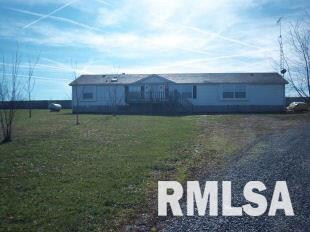 3100 Leamington Road Junction, IL 62954 - Photo 2 of 14