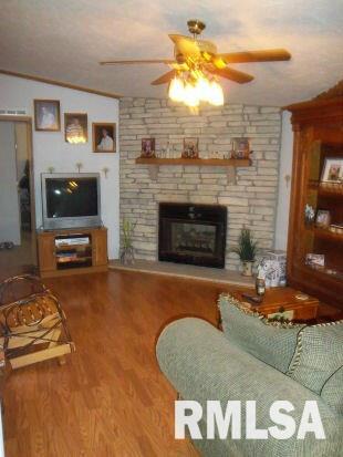 3100 Leamington Road Junction, IL 62954 - Photo 6 of 14